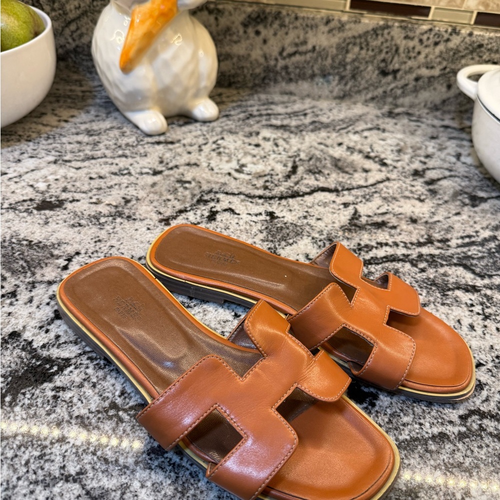 Elegant Brown Leather Slide Sandals